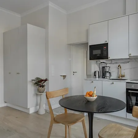 Upea Puutalohuoneisto, Omalla Parkkipaikalla Appartamento