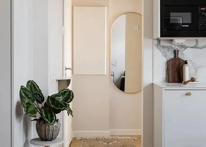 Upea Puutalohuoneisto, Omalla Parkkipaikalla *